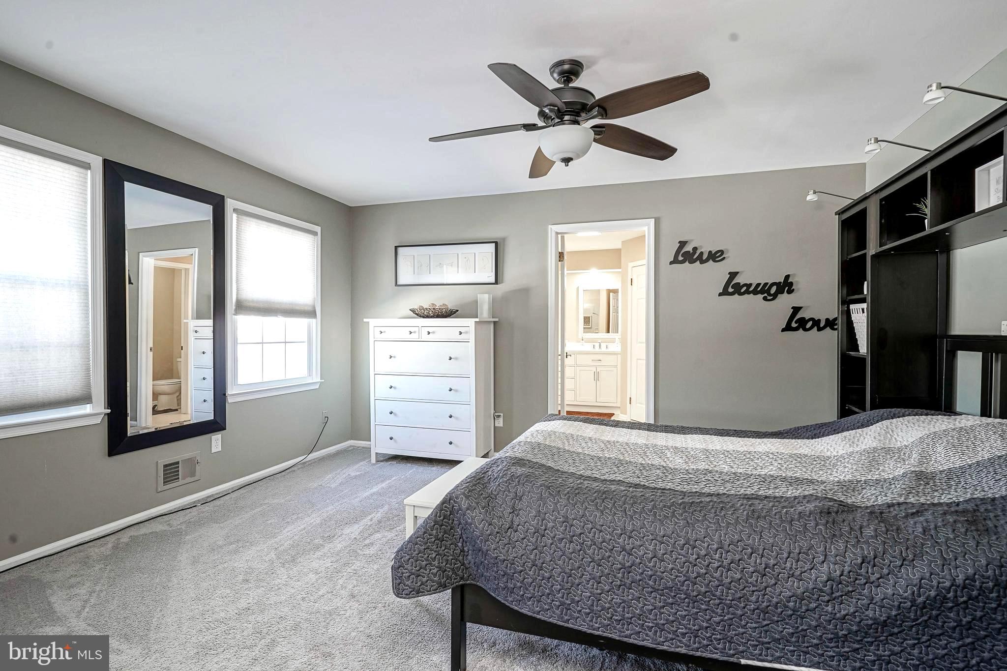 14 Lorne Road Blackwood, NJ 08012 - Photo 34 of 50 Primary Bedroom