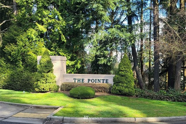 $725,600 | 13410 Northeast 89th Court, Redmond, WA 98052