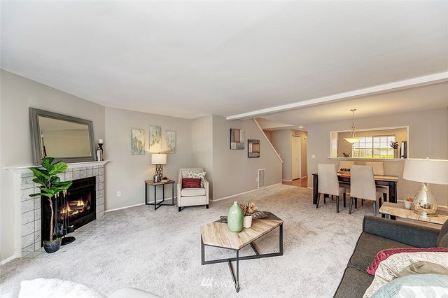 $725,600 | 13410 Northeast 89th Court, Redmond, WA 98052