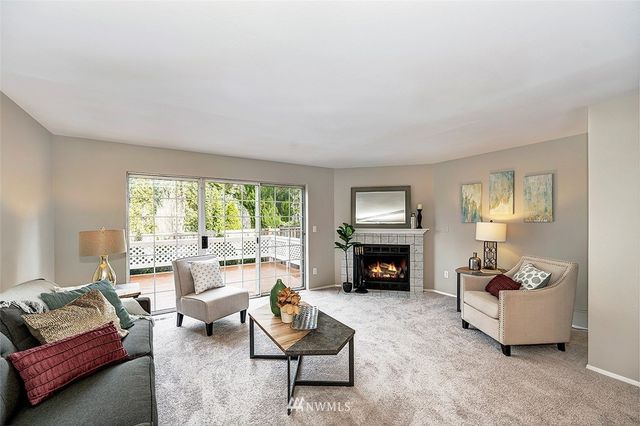 $725,600 | 13410 Northeast 89th Court, Redmond, WA 98052