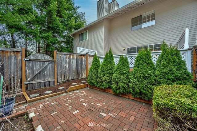 $725,600 | 13410 Northeast 89th Court, Redmond, WA 98052