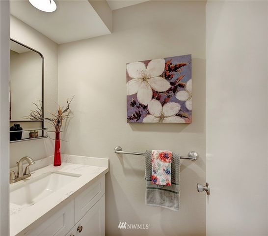 $725,600 | 13410 Northeast 89th Court, Redmond, WA 98052