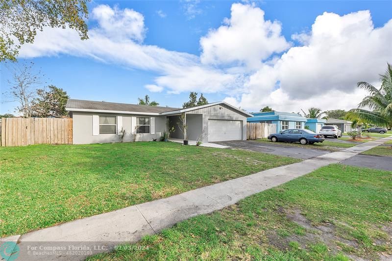 8114 Northwest 74th Ter  