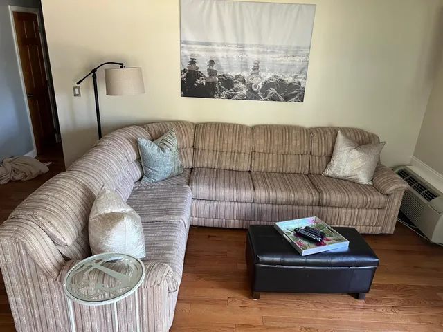 $220,000 | 22 Zurich Court, Unit 2, Geneva, WI 53147