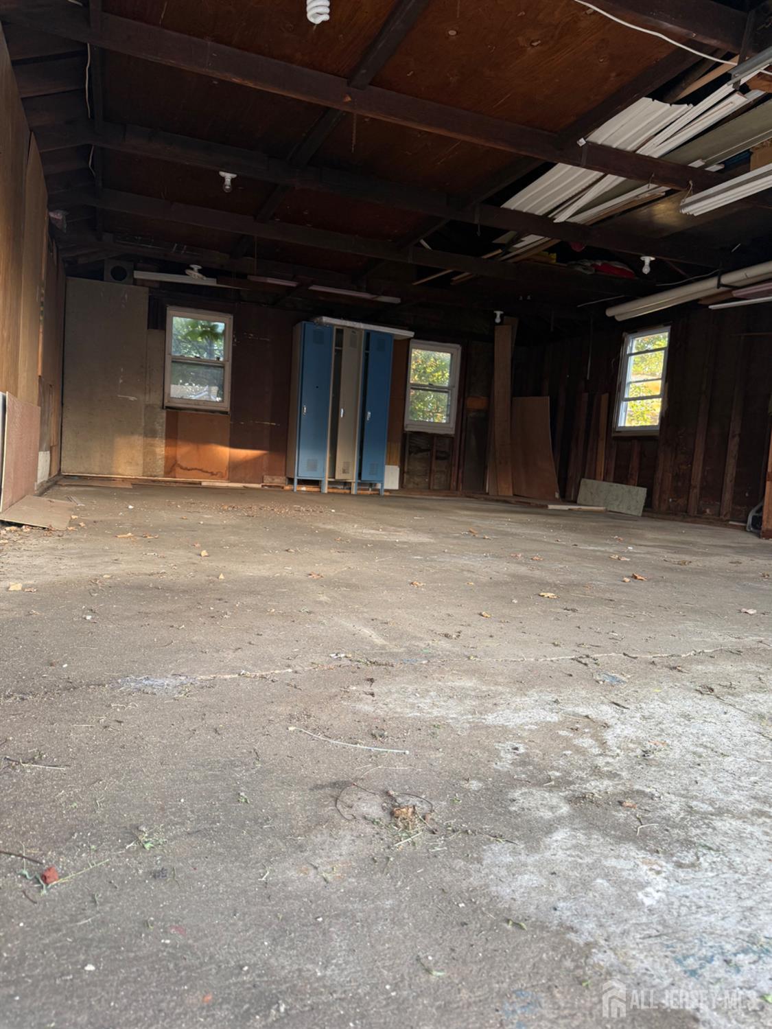 649 Nassau Street North Brunswick, NJ 08901 - Photo 4 of 5