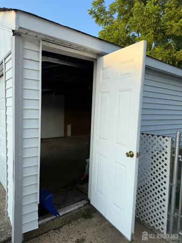 $600 | 649 Nassau Street, North Brunswick, NJ 08901