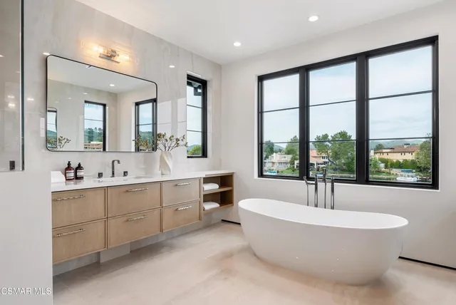 $8,995,000 | 3708 Brigantine Circle, Westlake Village, CA 91361