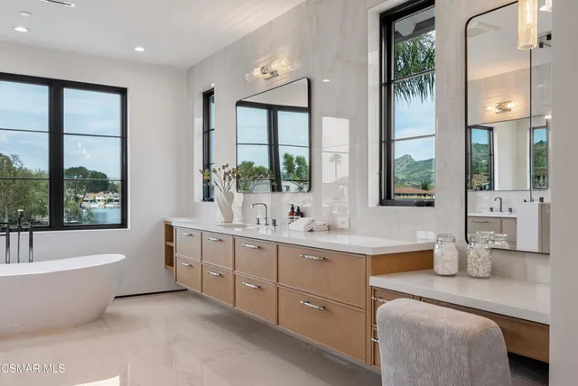 $8,995,000 | 3708 Brigantine Circle, Westlake Village, CA 91361