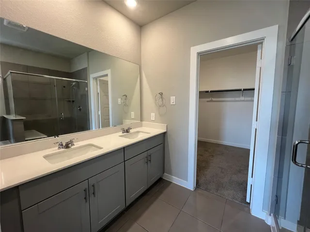 $344,990 | 2611 Colorado Crk Drive, Crosby, TX 77532