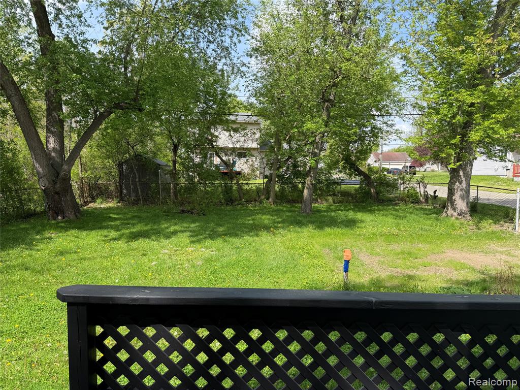 22851 Colgate Street Farmington, MI 48336 - Photo 6 of 22