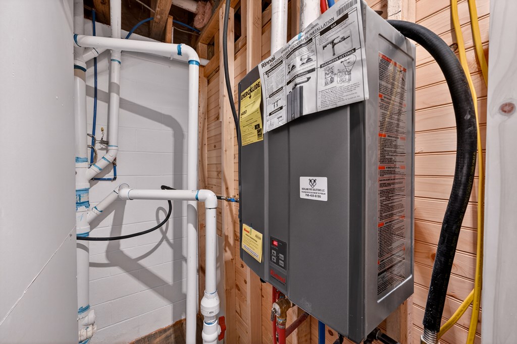 24 Earnest Alta Circle Blue Ridge, GA 30513 - Photo 24 of 38 Tankless water heater