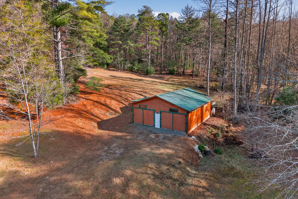 24 Earnest Alta Circle Blue Ridge, GA 30513 - Photo 28 of 38 Barn w/ chicken coops in back