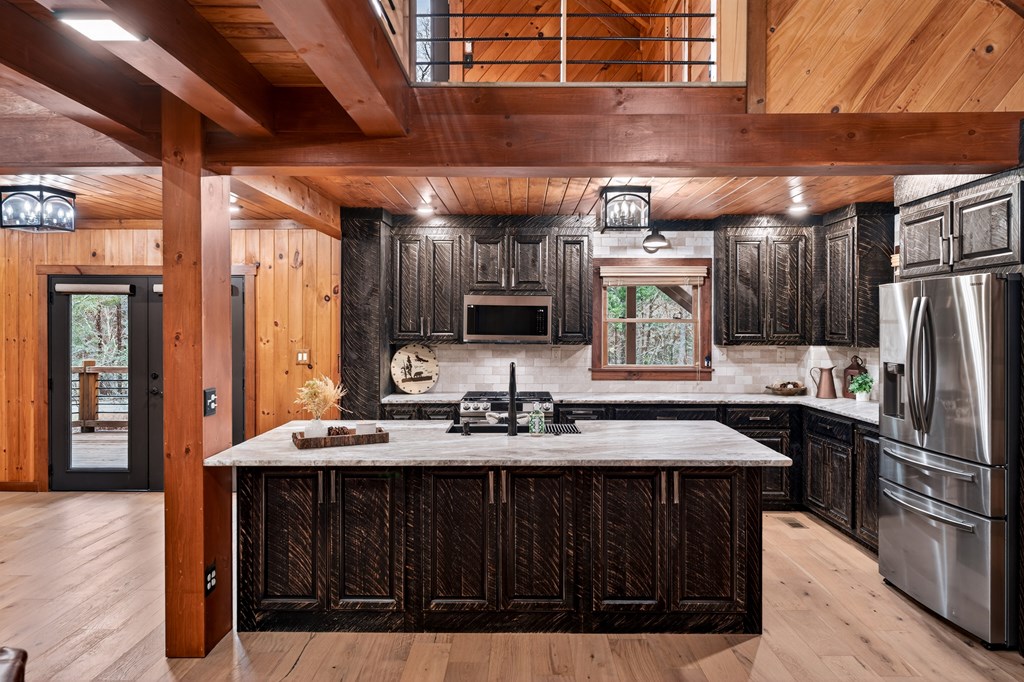 24 Earnest Alta Circle Blue Ridge, GA 30513 - Photo 6 of 38