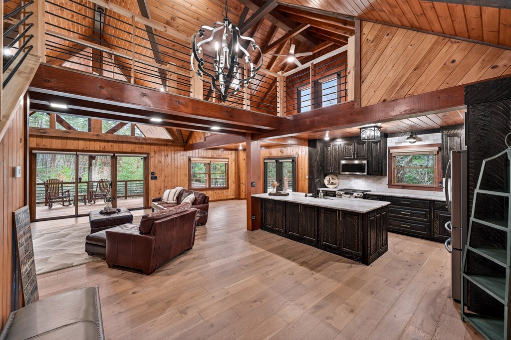 24 Earnest Alta Circle Blue Ridge, GA 30513 - Photo 8 of 38