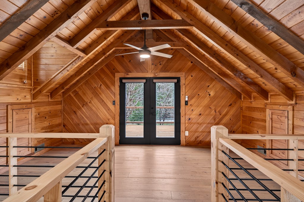 24 Earnest Alta Circle Blue Ridge, GA 30513 - Photo 10 of 38 Oversized double loft