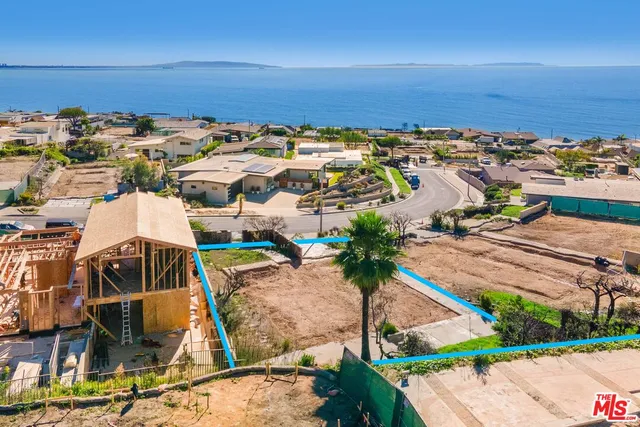 $1,495,000 | 3711 Oceanhill Way, Malibu, CA 90265