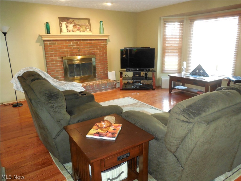 32653 Pettibone Road Solon, OH 44139 - Photo 9 of 31