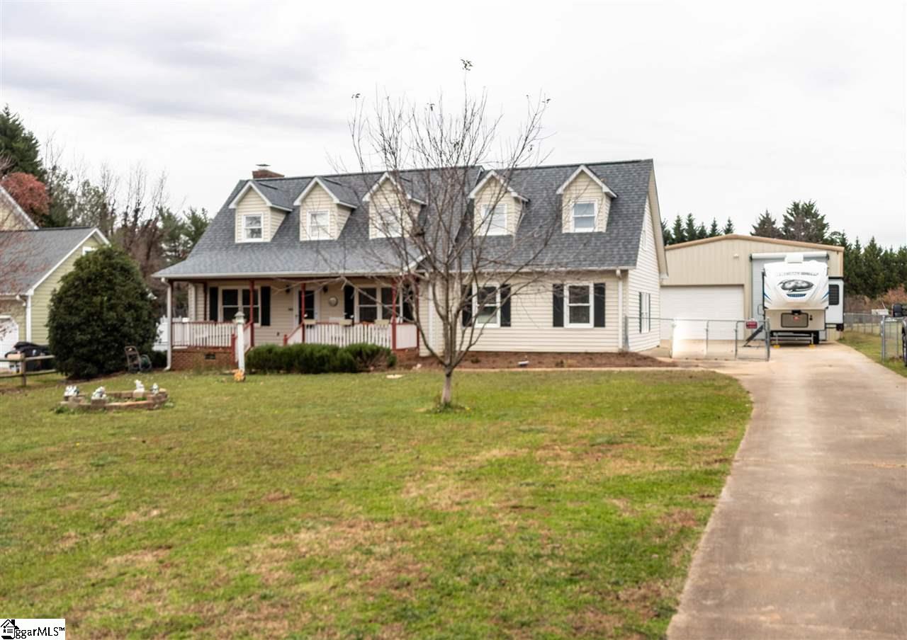 115 Brown Road Simpsonville, SC 29681 - Photo 1 of 32 Gallery Image 1