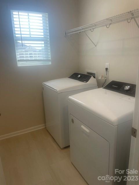 314 Olympia Way York, SC 29745 - Photo 16 of 19 a utility room with dryer and washer