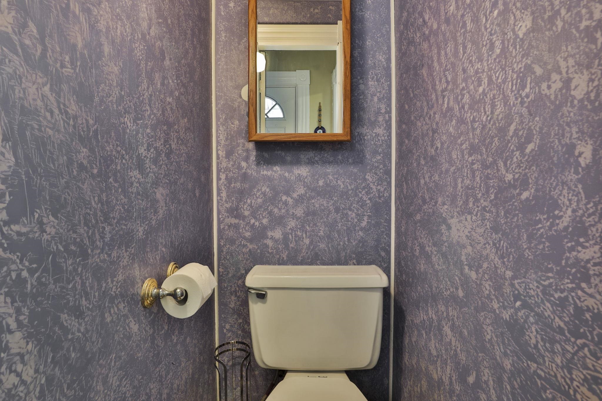 97 Dearborn Street Manchester, NH 03103 - Photo 17 of 33