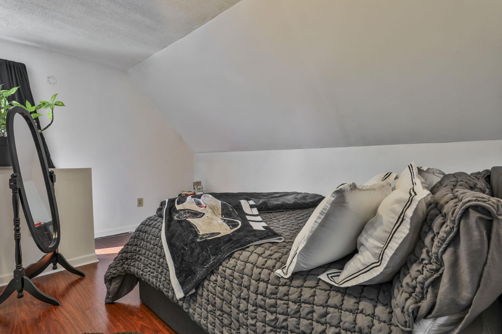 97 Dearborn Street Manchester, NH 03103 - Photo 32 of 33