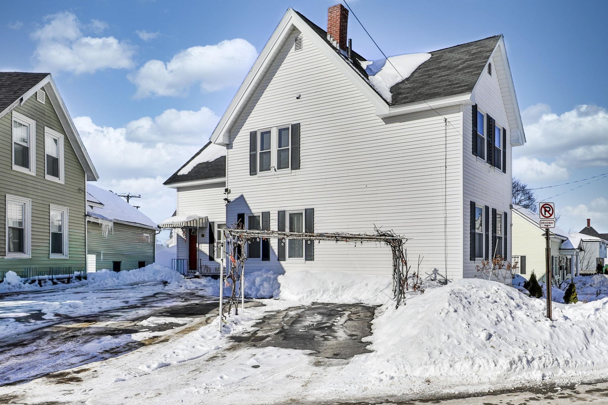 97 Dearborn Street Manchester, NH 03103 - Photo 4 of 33