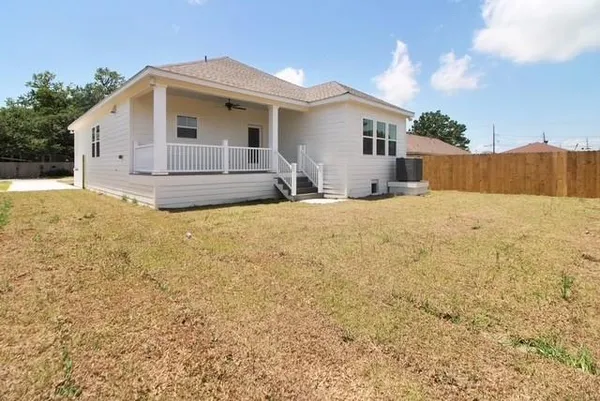 $379,940 | 1924 Toledano Street, Kenner, LA 70062