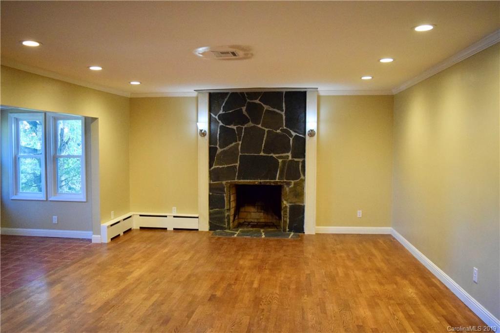 508 Riverside Drive Morganton, NC 28655 - Photo 2 of 18 Gallery Image 2