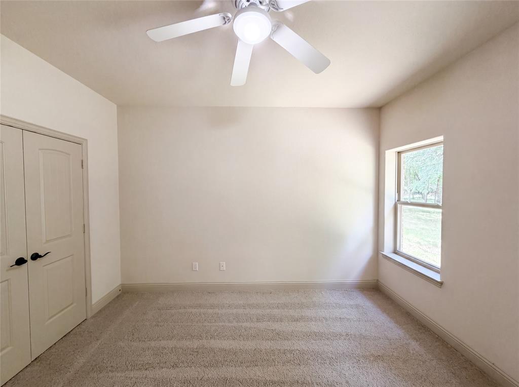 121 Rey Del Mar Circle Weatherford, TX 76085 - Photo 13 of 24