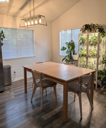 $425,000 | 1164 Maywood Lane, Martinez, CA 94553