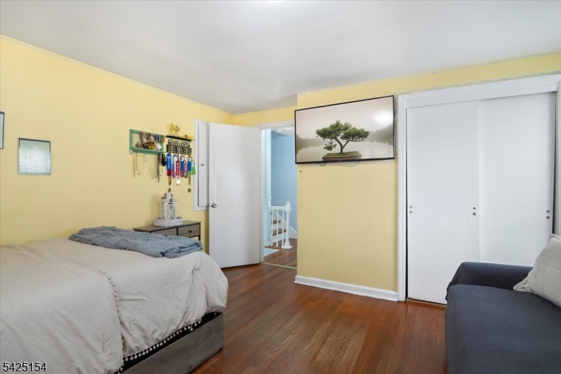 234 Aldene Road Roselle, NJ 07203 - Photo 18 of 27