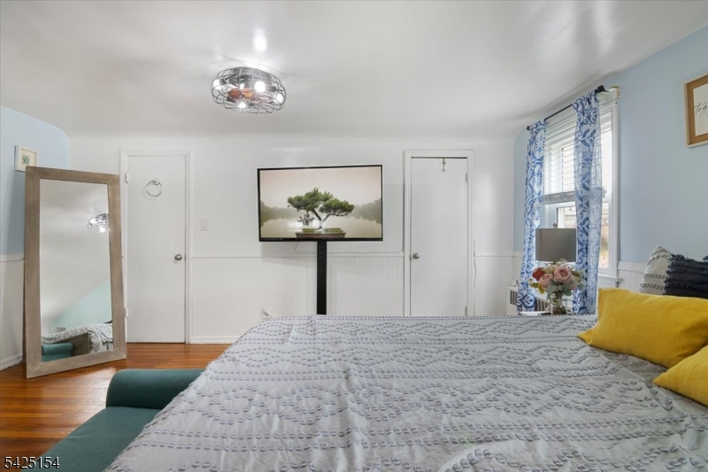 234 Aldene Road Roselle, NJ 07203 - Photo 21 of 27