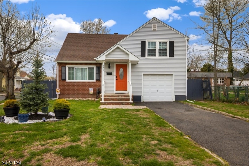 234 Aldene Road Roselle, NJ 07203 - Photo 3 of 27