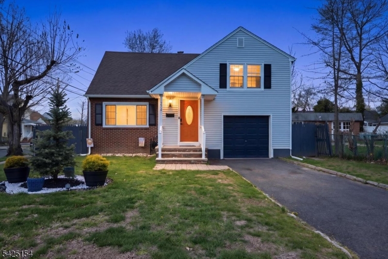 234 Aldene Road Roselle, NJ 07203 - Photo 4 of 27