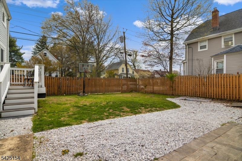 234 Aldene Road Roselle, NJ 07203 - Photo 5 of 27