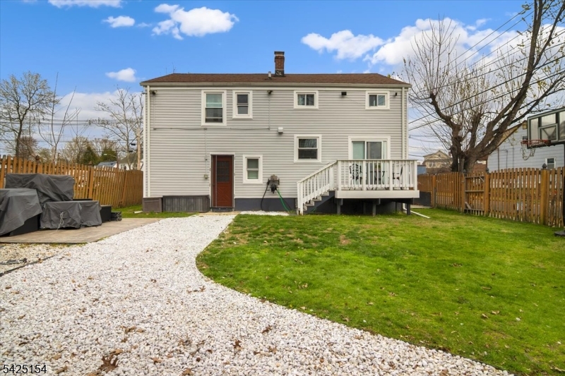 234 Aldene Road Roselle, NJ 07203 - Photo 7 of 27