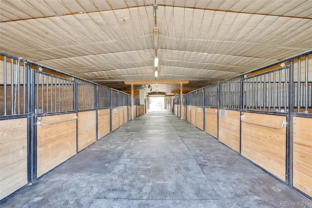 a view of a tennis court