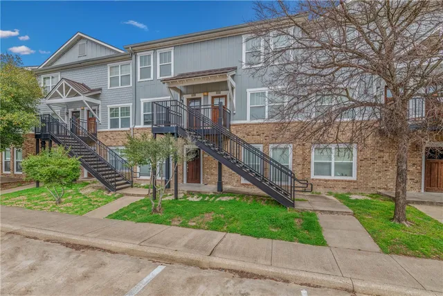 $1,500 | 1725 Harvey Mitchell Parkway South, Unit 1730, College Station, TX 77840