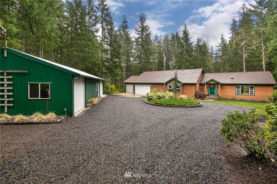 5096 Southwest Old Clifton Road Port Orchard, WA 98367 - Photo 1 of 21 Gallery Image 1