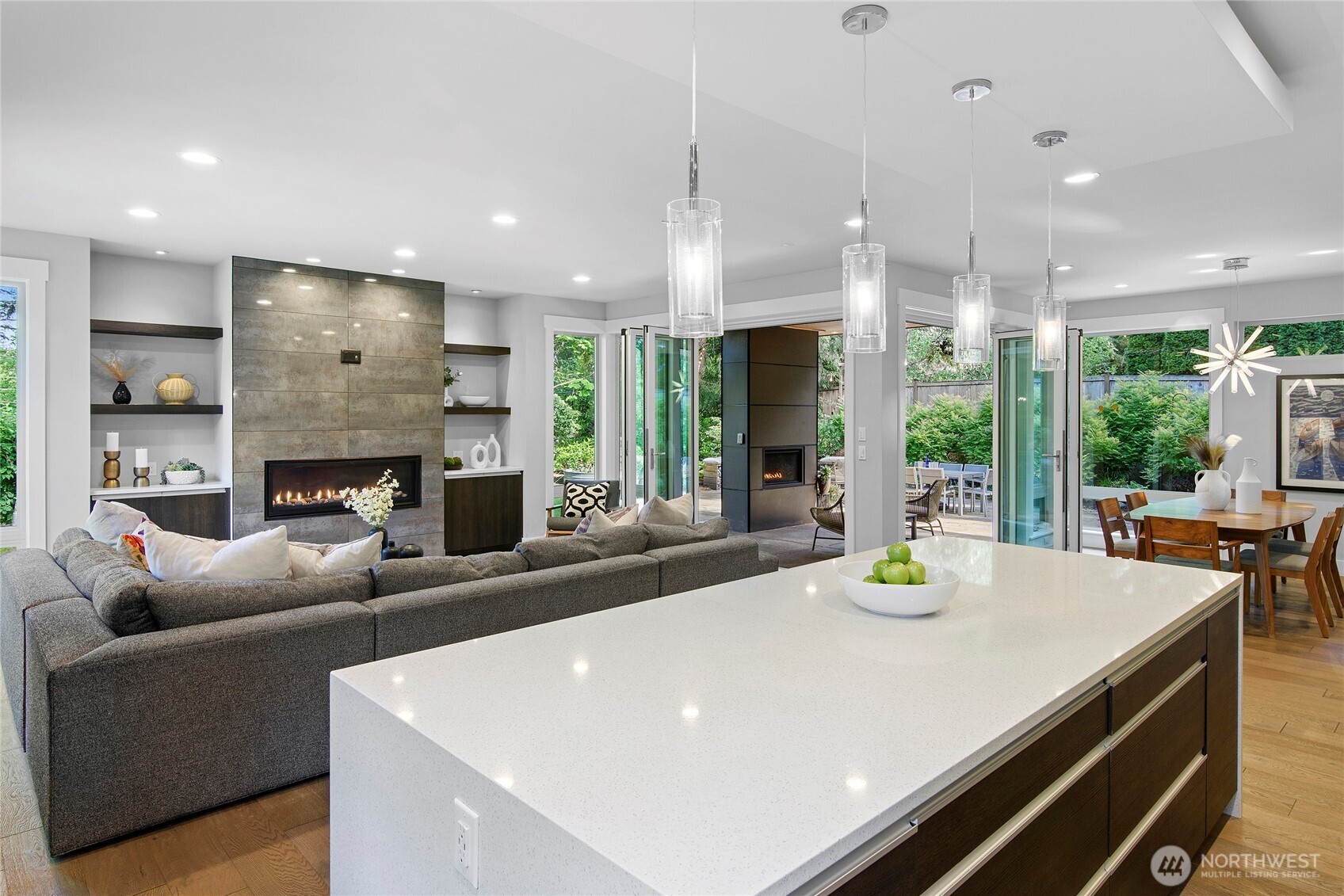 8587 Springridge Road Northeast Bainbridge Island, WA 98110 - Photo 16 of 40 Gallery Image 16