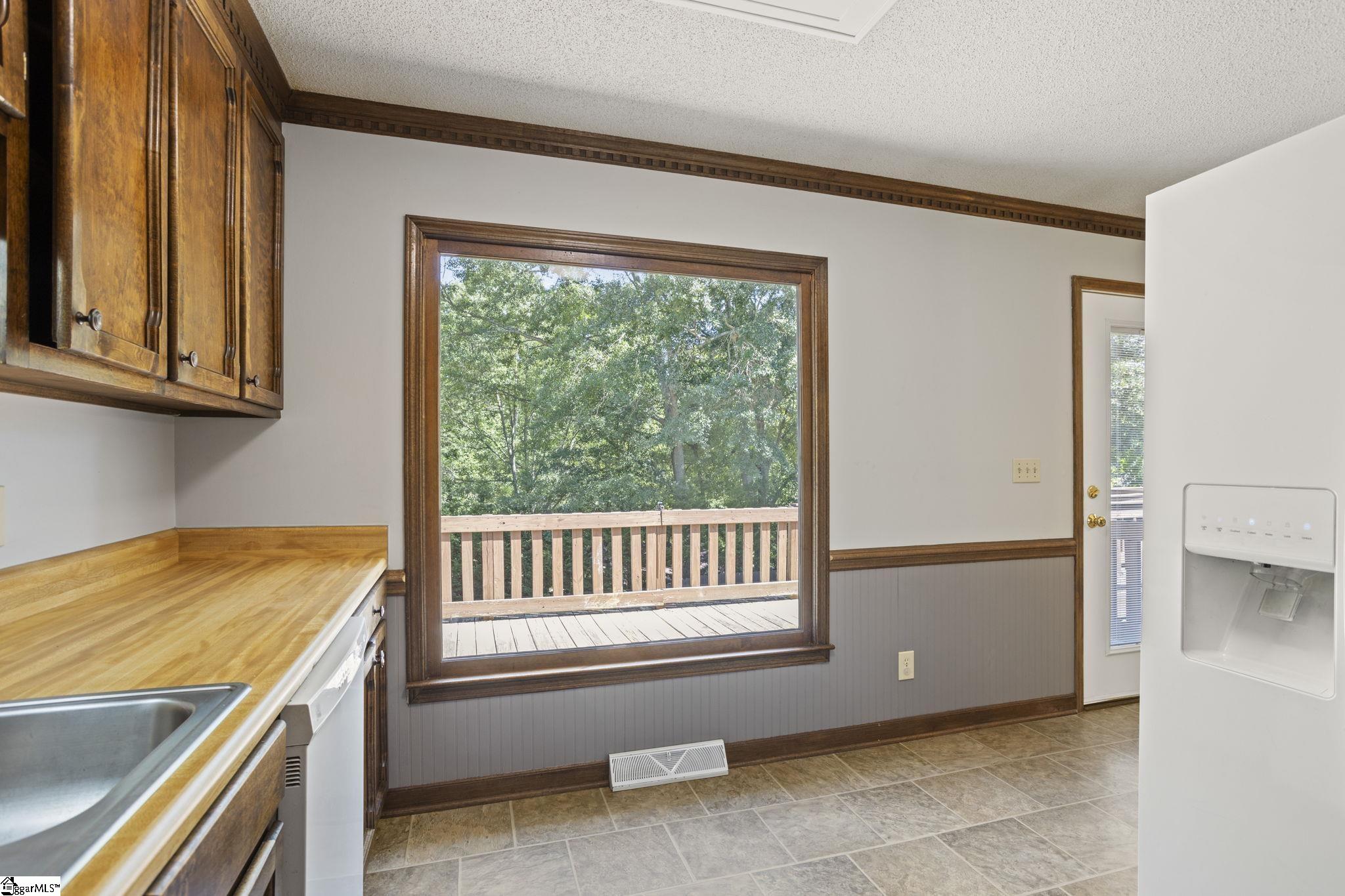 500 Motor Boat Club Road Greenville, SC 29611 - Photo 13 of 36