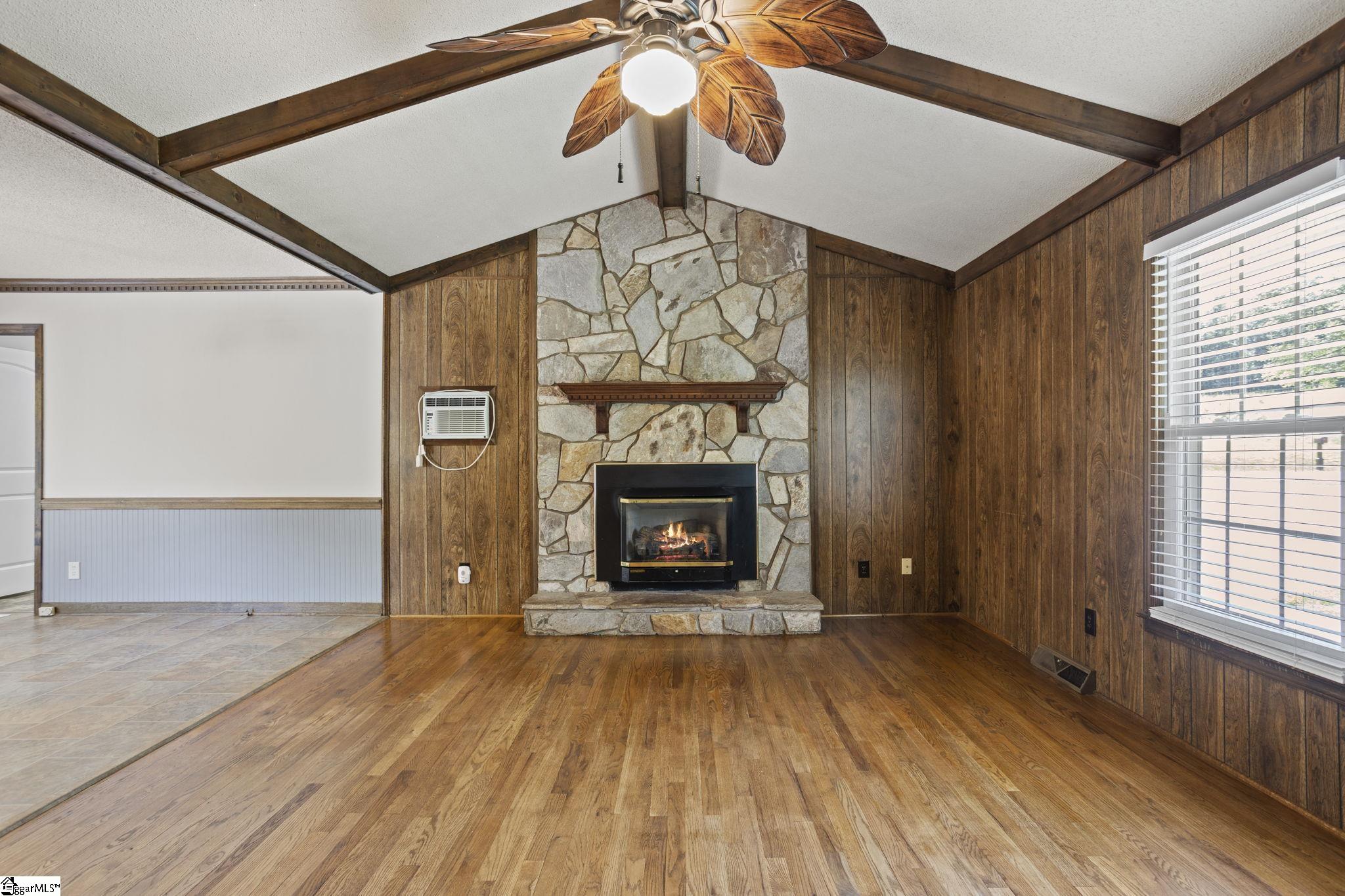 500 Motor Boat Club Road Greenville, SC 29611 - Photo 7 of 36