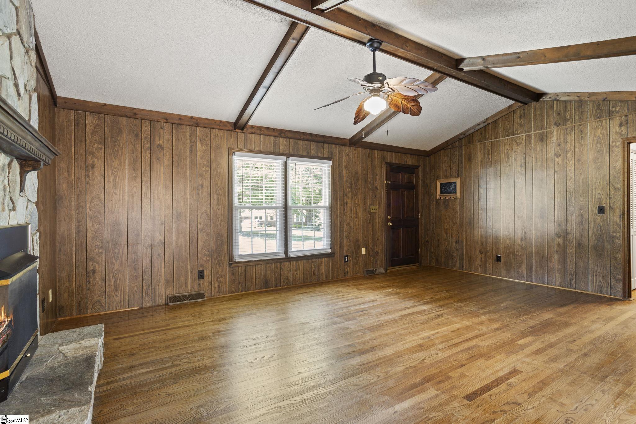 500 Motor Boat Club Road Greenville, SC 29611 - Photo 8 of 36