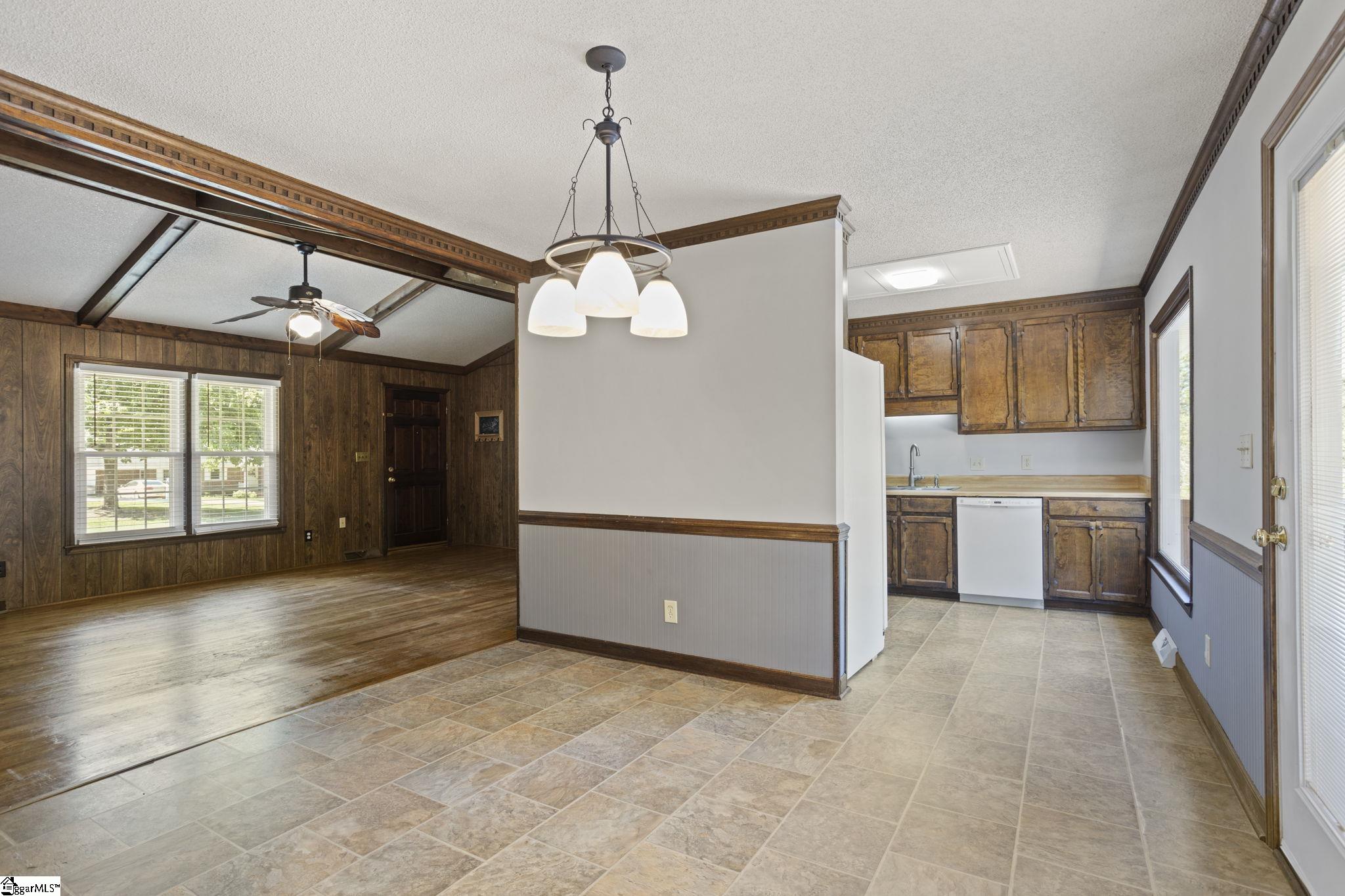 500 Motor Boat Club Road Greenville, SC 29611 - Photo 10 of 36