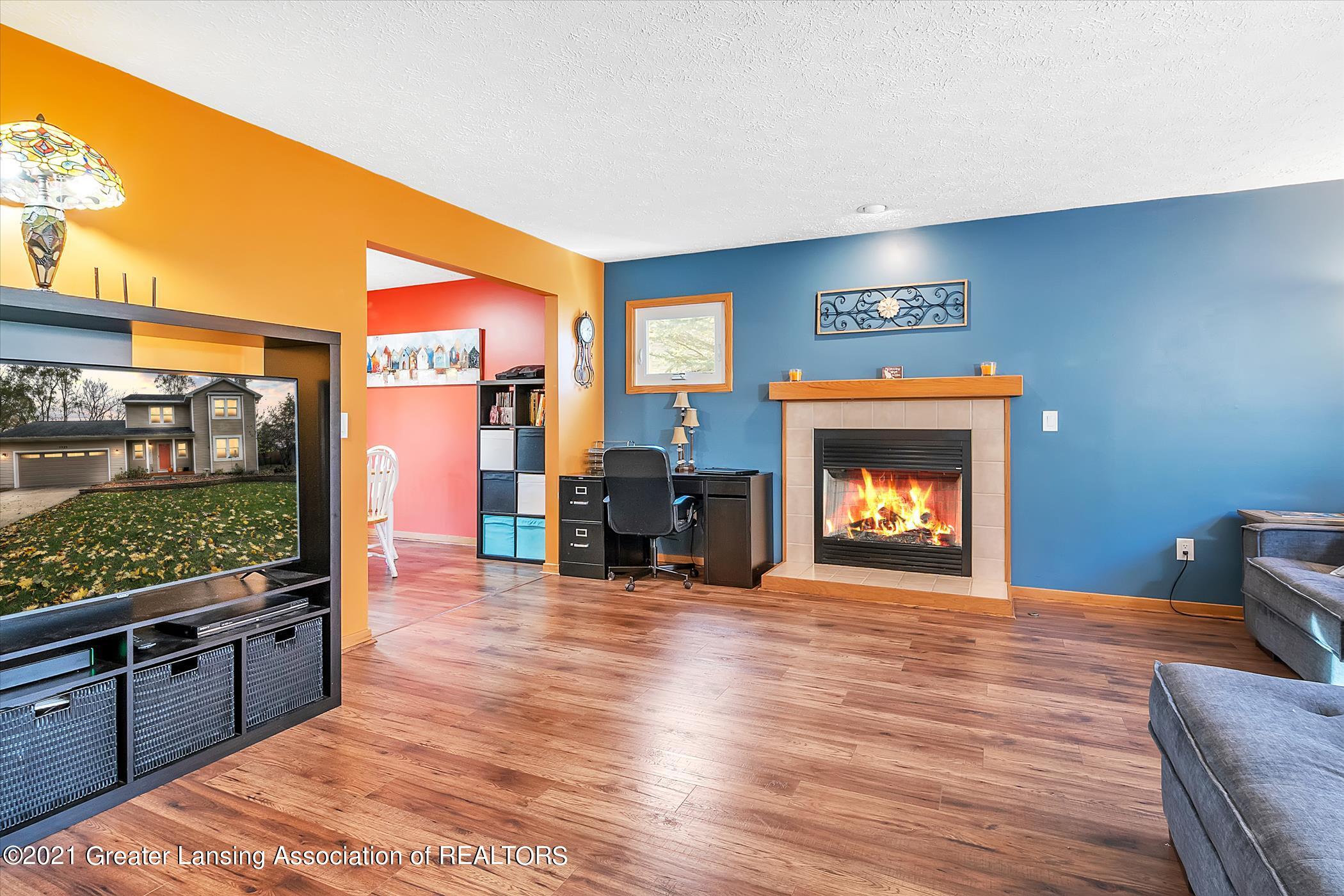 1325 Hatch Road Okemos, MI 48864 - Photo 2 of 42 1325-Hatch-Rd-WindowStill-Real-Estate-Ph