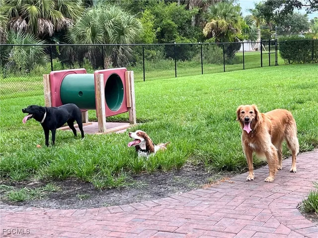 a sign that is on the side of a building