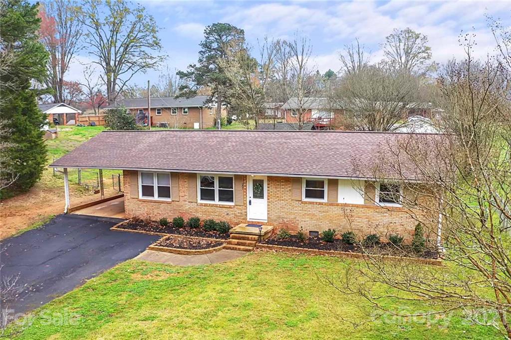 207 Ridgecrest Drive Kannapolis, NC 28081 - Photo 1 of 35 Gallery Image 1