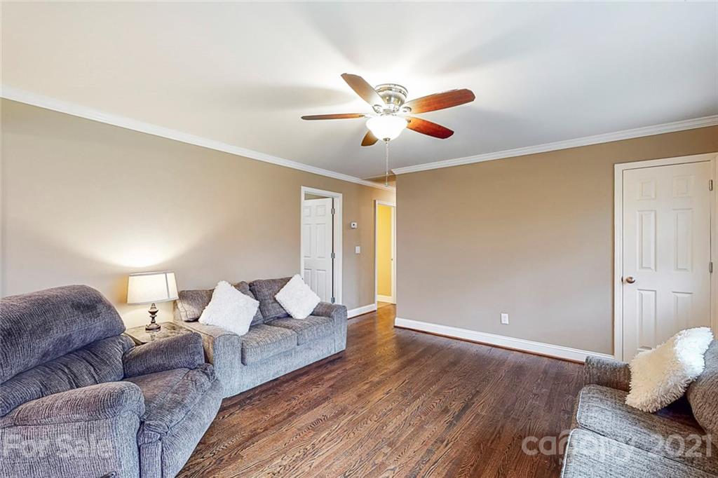 207 Ridgecrest Drive Kannapolis, NC 28081 - Photo 11 of 35 Gallery Image 11