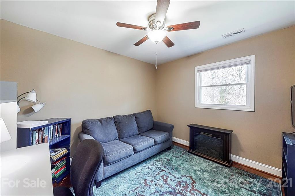 207 Ridgecrest Drive Kannapolis, NC 28081 - Photo 18 of 35 Gallery Image 18