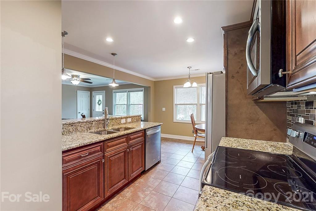 207 Ridgecrest Drive Kannapolis, NC 28081 - Photo 7 of 35 Gallery Image 7